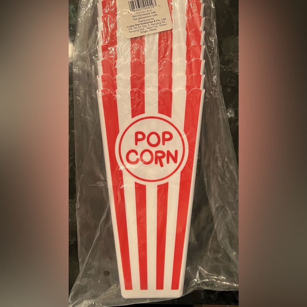 New Plastic reusable popcorn pails (12 count)